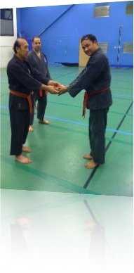 remise-couteau-hoang